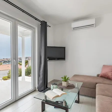 Adriatic Top Place Apartment *
